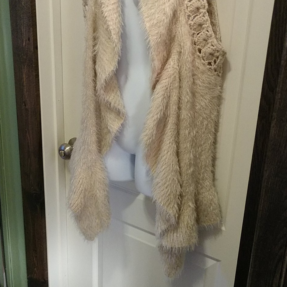 Metric sweater vest - Picture 3 of 6